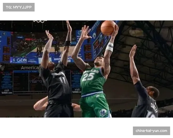 森林狼122-111击败独行侠展现攻防转换战术优势